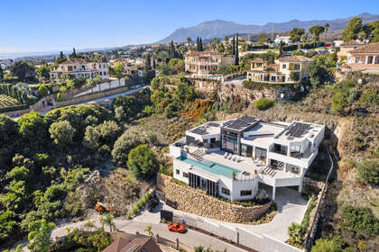 Таунхаус Продажа в El Paraiso, Estepona, Málaga. 