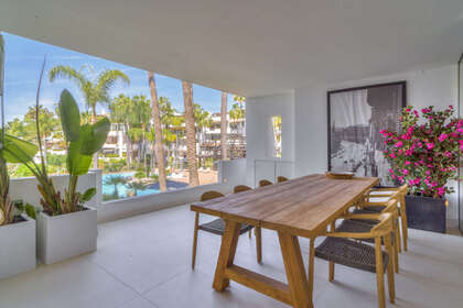 Апартаменты Продажа в Puerto Banús, Marbella, Málaga. 