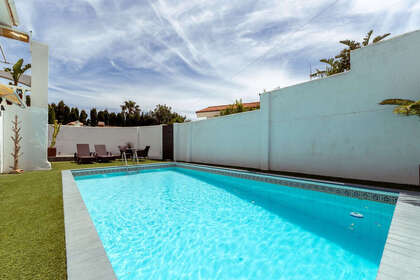 Таунхаус Продажа в Benalmádena, Málaga. 