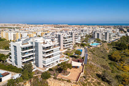 Апартаменты Продажа в Orihuela-Costa, Alicante. 
