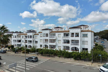 Апартаменты Продажа в Villamartín, Alicante. 