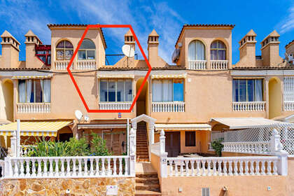 Апартаменты Продажа в Punta Prima, Alicante. 