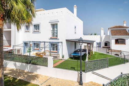 Апартаменты Продажа в Benahavís, Málaga. 