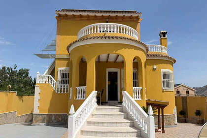 Таунхаус Продажа в Orihuela, Alicante. 