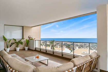 Апартаменты Продажа в Benalmádena, Málaga. 