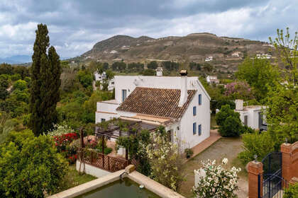 Ранчо Продажа в Alhaurín el Grande, Málaga. 
