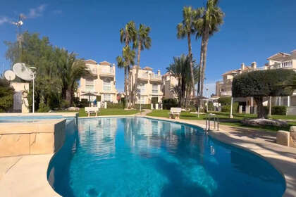 Huizen verkoop in Marina, La (Urbanizacion), Alicante. 