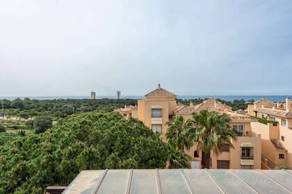 Апартаменты Продажа в Elviria, Marbella, Málaga. 