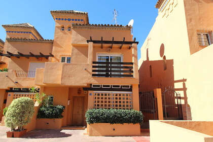 Дом Продажа в Puerto Banús, Marbella, Málaga. 