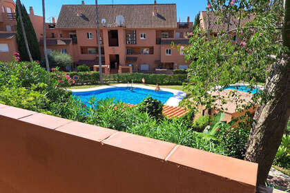 Апартаменты Продажа в Casares, Málaga. 