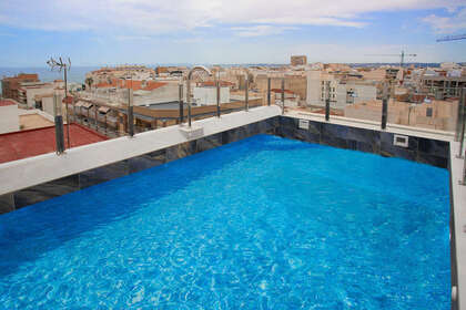 Апартаменты Продажа в Torrevieja, Alicante. 