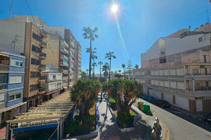 Апартаменты Продажа в Torrevieja, Alicante. 