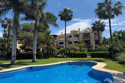 Апартаменты Продажа в Puerto Banús, Málaga. 