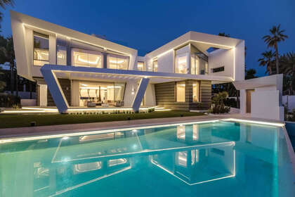 Таунхаус Продажа в Marbella, Málaga. 