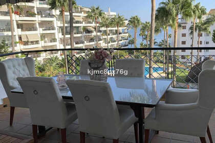 Апартаменты Продажа в Calahonda, Mijas, Málaga. 