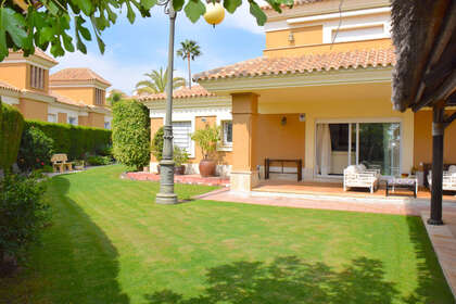 Haus zu verkaufen in Alhaurín de la Torre, Málaga. 