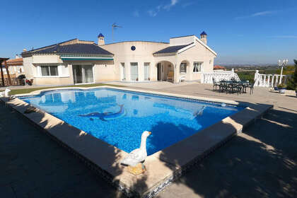 Таунхаус Продажа в Algorfa, Alicante. 