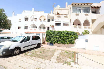 Таунхаус Продажа в Zenia, La, Alicante. 
