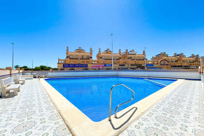 Апартаменты Продажа в Zenia, La, Alicante. 