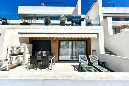 Апартаменты Продажа в Villamartín, Alicante. 
