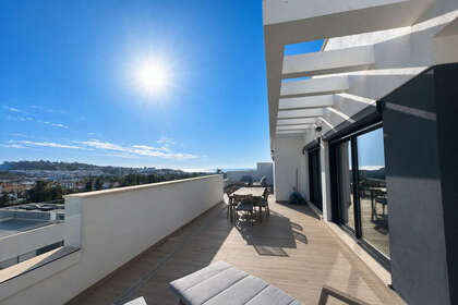 Апартаменты Продажа в Cala Del Moral, La, Málaga. 