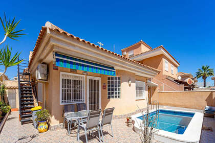 Таунхаус Продажа в Punta Prima, Alicante. 