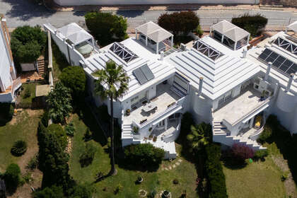 Haus zu verkaufen in Calahonda, Mijas, Málaga. 