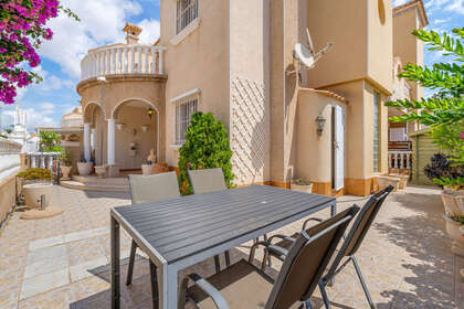 Reihenhaus zu verkaufen in , Orihuela, Alicante. 
