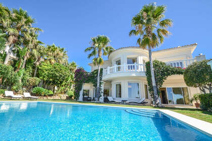 Cluster house for sale in Altos de Los Monteros, Marbella, Málaga. 