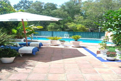 House for sale in Puerto Banús, Marbella, Málaga. 