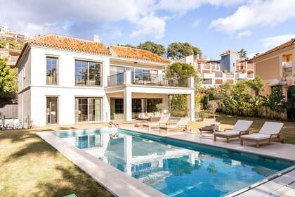 Chalet Adosado venta en Marbella, Málaga. 