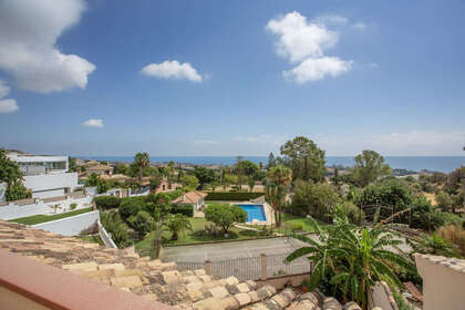 House for sale in Benalmádena, Málaga. 