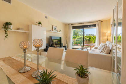 Apartment for sale in Alcaidesa, Línea de la Concepción (La), Cádiz. 