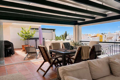 Plenthuse til salg i Nueva andalucia, Málaga. 