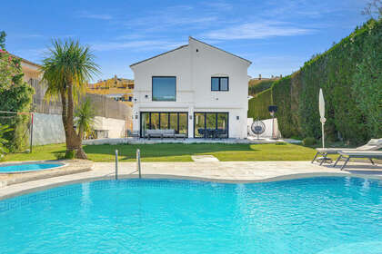 Klynge huse til salg i Guadalmina, Málaga. 