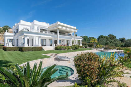 Maison de ville vendre en Sotogrande, Cádiz. 