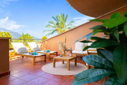 Apartment for sale in Nueva andalucia, Málaga. 