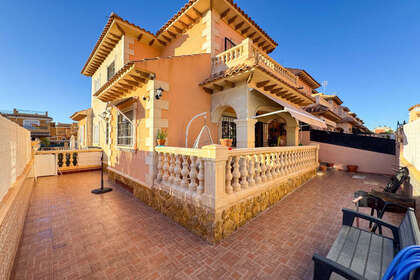 House for sale in Daya Nueva, Alicante. 
