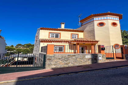 Maison de ville vendre en Calahonda, Mijas, Málaga. 