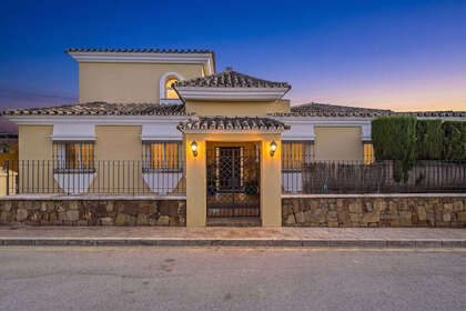 Maison de ville vendre en Marbella, Málaga. 