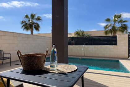 联排别墅 出售 进入 Rojales, Alicante. 