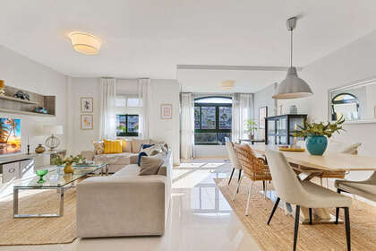 House for sale in Los Pacos, Fuengirola, Málaga. 