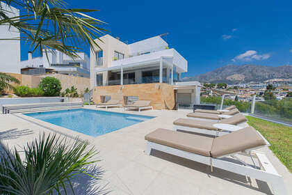 Casa Cluster venda em Benalmádena, Málaga. 