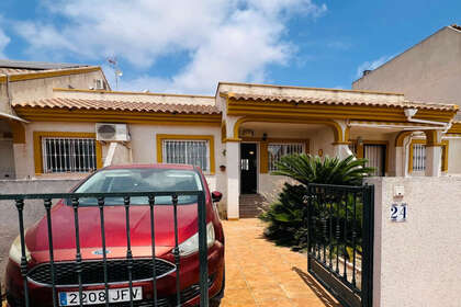 House for sale in Daya Nueva, Alicante. 