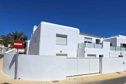 Cluster house for sale in Mojácar, Almería. 
