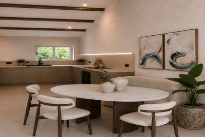 Apartment for sale in Nueva andalucia, Málaga. 