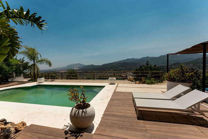 Ranch for sale in Monda, Málaga. 