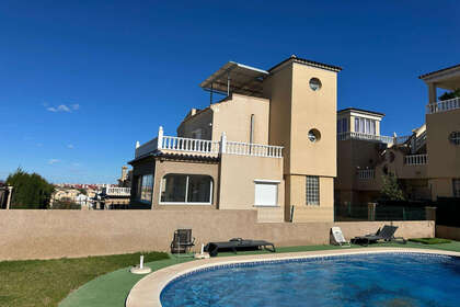 Casa venta en Villamartín, Alicante. 