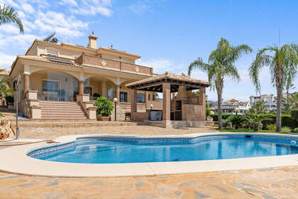 Chalet Adosado venta en Torrequebrada, Benalmádena, Málaga. 