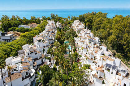 Apartamento venta en Elviria, Marbella, Málaga. 